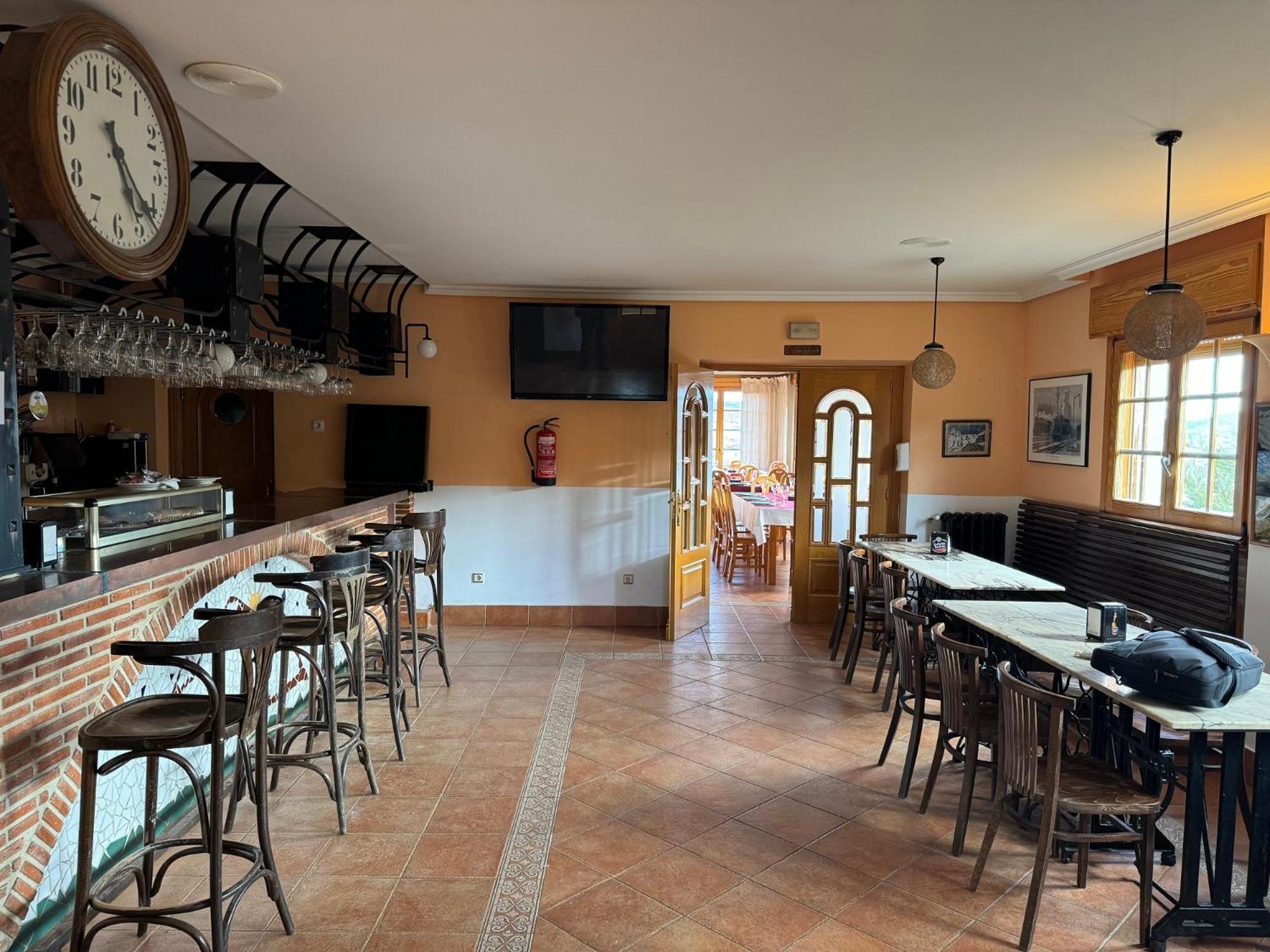 Hotel Pico Espiguete Alba De Los Cardanos Luaran gambar