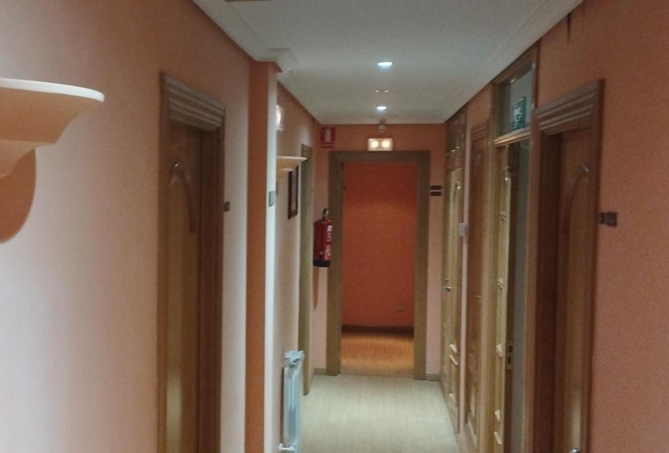 Hotel Pico Espiguete Alba De Los Cardanos Luaran gambar
