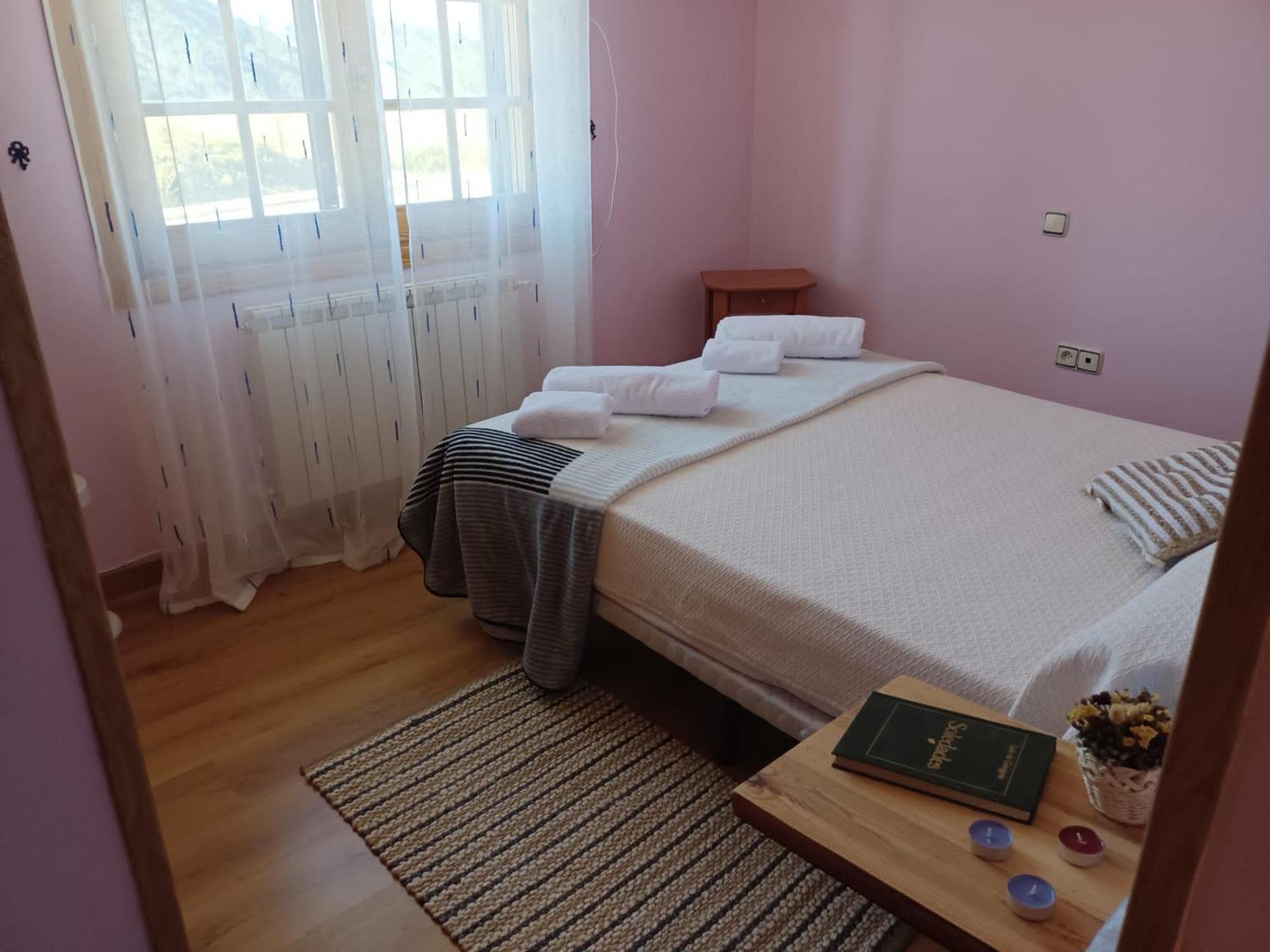 Hotel Pico Espiguete Alba De Los Cardanos Luaran gambar
